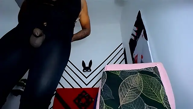 valentinabigcock23 webcam