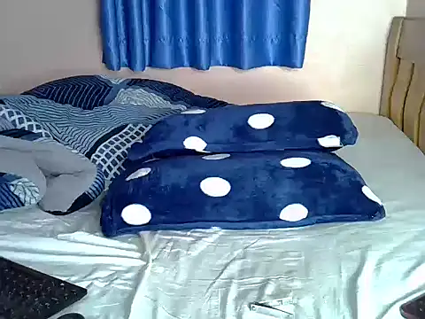 sweet_rozie webcam