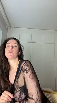 MilkyHoneyLullabies webcam