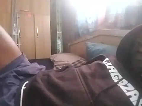 Heavy_M webcam