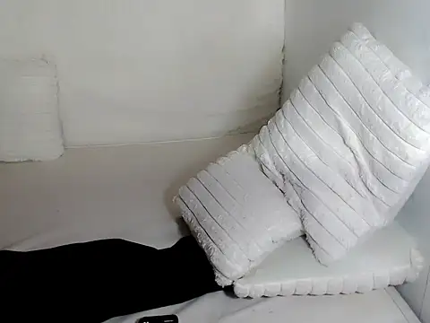 FuckMe_Rianne live cam on StripChat