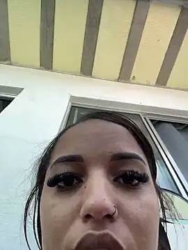 Maryhotangel webcam
