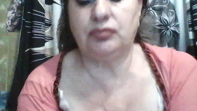 LoaqLovew webcam