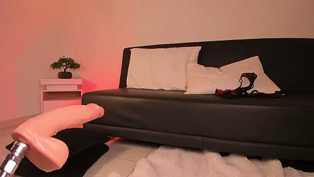Sweet_sin15 webcam
