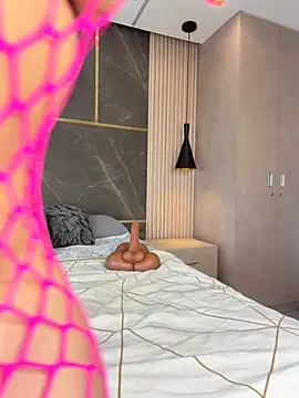 emily-Hornyy webcam