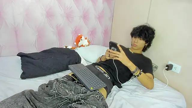 sckrapper live cam on StripChat