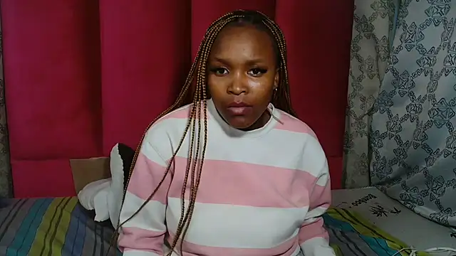 YummyMilkyLane webcam
