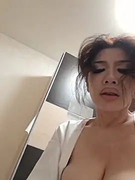 JessicaNichols_ webcam