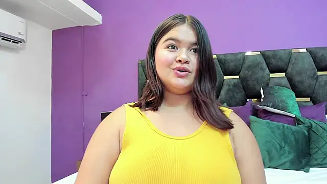 MaluJensen live cam on StripChat