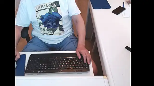 dutchpornking live cam on StripChat
