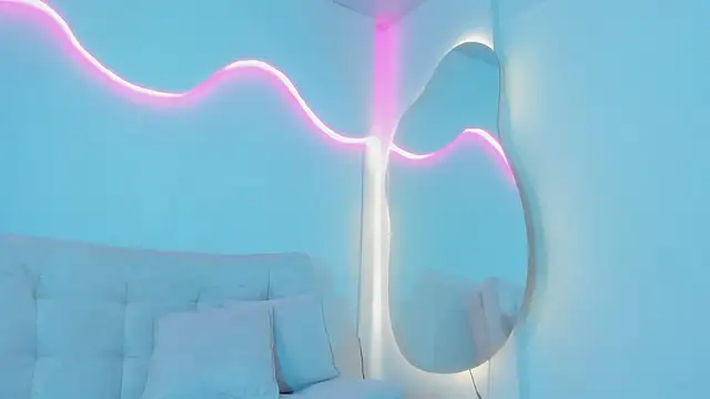 ArohomLester_ webcam