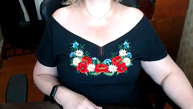 AlisaHot55 live cam on StripChat