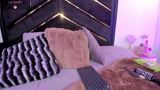 april_jones05 webcam