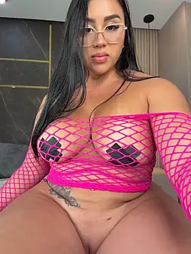 emily-Hornyy