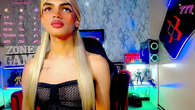 Karol_Vanessa__ webcam
