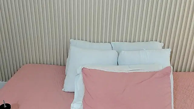 charlottebrowns_ webcam