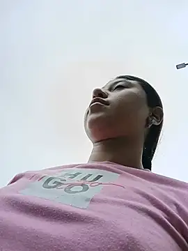 cloy_baby__ webcam