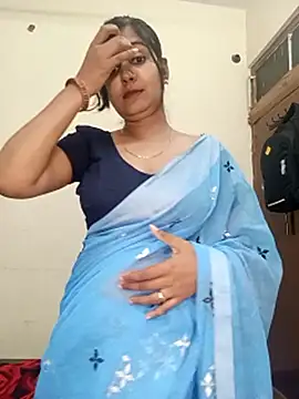 Miss-Riyasingh webcam