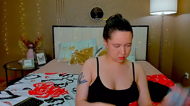 Mira_Karter webcam