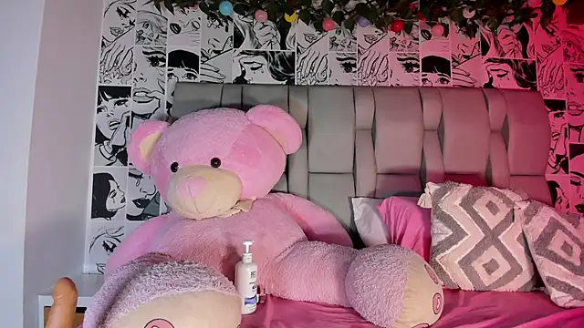 LucyRosse webcam