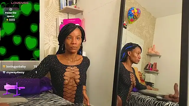 dafnnelewis webcam