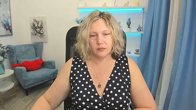NinaStarle webcam