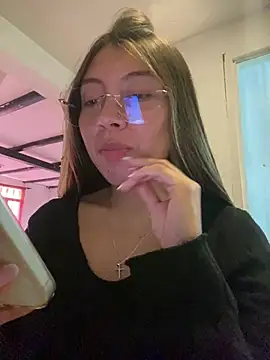 Sara-cooper2 webcam