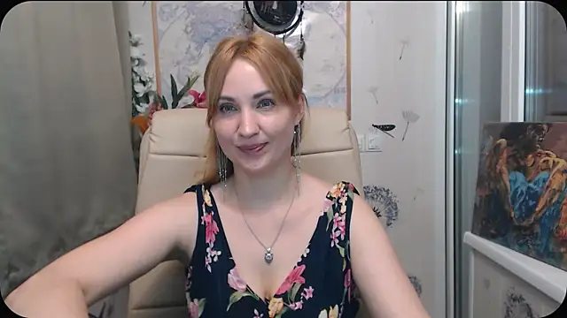 KatrinAlluring webcam
