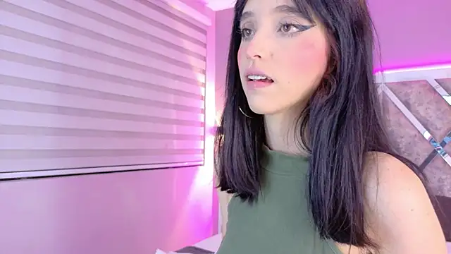 MeganR_ webcam