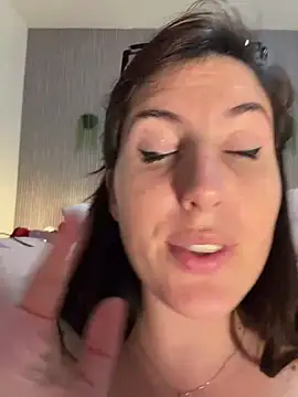 MysteryGirl__ webcam