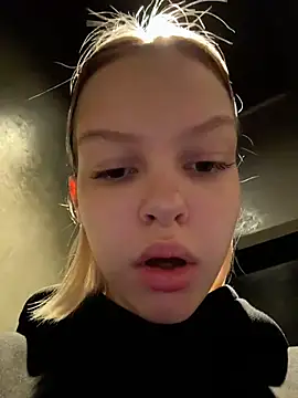 AshleyMur webcam