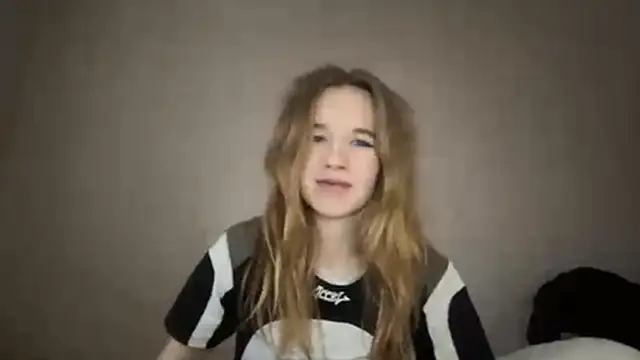 LeomaJee webcam