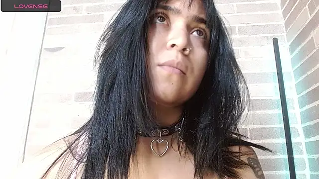 sweet-little webcam