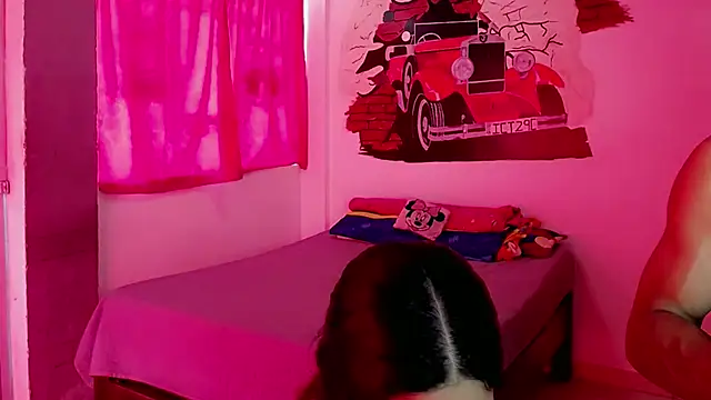 Nina_and_coby_ webcam