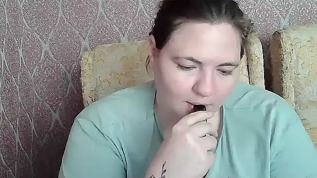 ElviraOreilllyX webcam