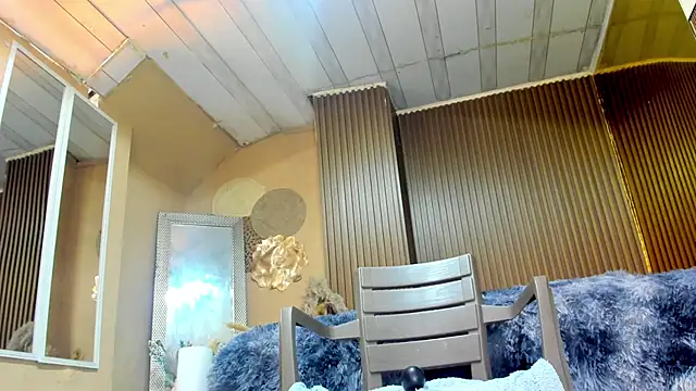 BBWLuxuryMuse webcam