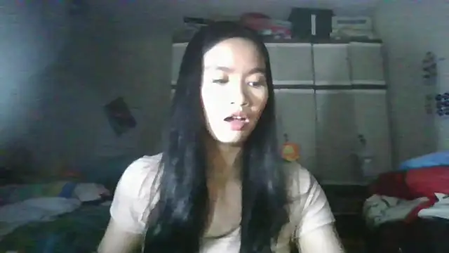 LilianStratakos webcam