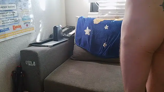 pyrowuff - Pyrowuff's free webcam - UK Sex Cams