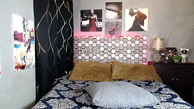 Hot_Metallica69 live cam on StripChat