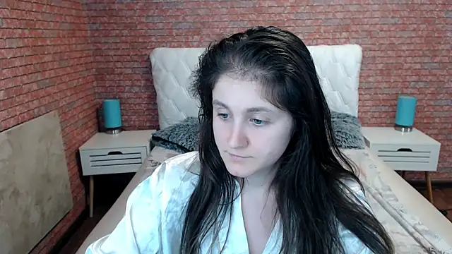 Holliy_Cooper webcam