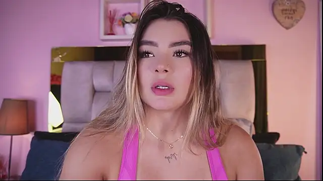 emmy_r webcam