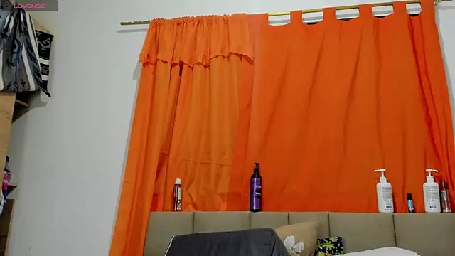 lilybaudyn_ webcam
