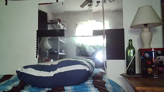 AcademicHuman67 webcam