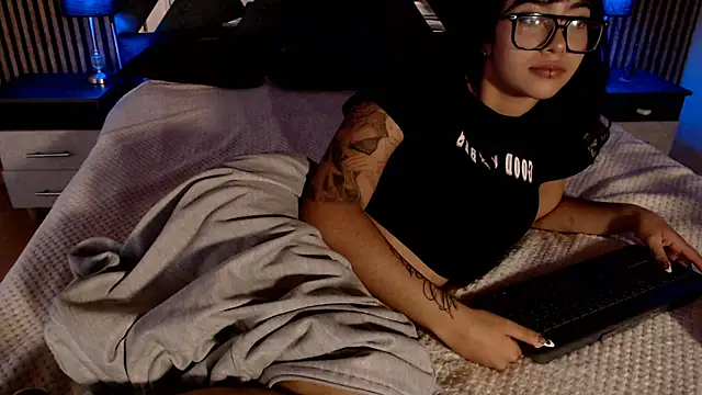 Amy_channel webcam