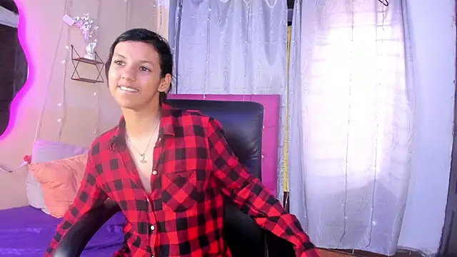 DaliaKhemu webcam