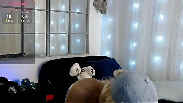 SarahRaynex webcam