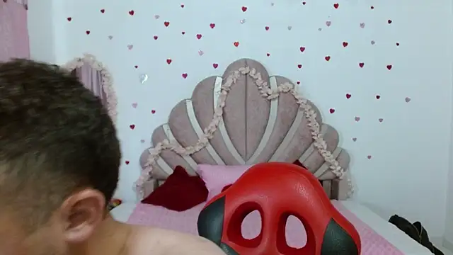 sven_fox723 webcam