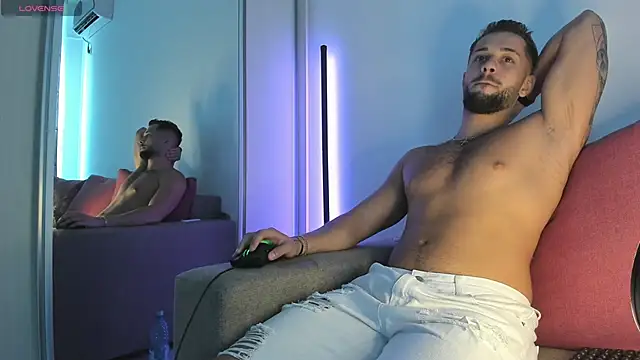 nicholasX1 webcam