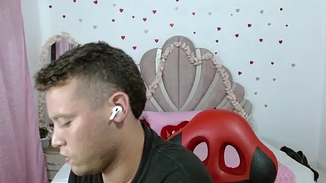 sven_fox723 webcam