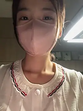 gougou13's live cam